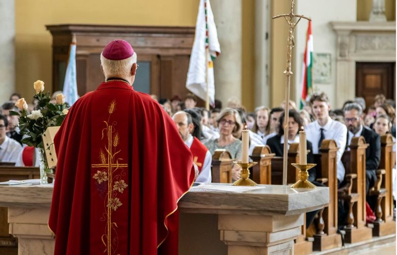 Közös Veni Sanctéval indul az év a katolikus iskolák számára