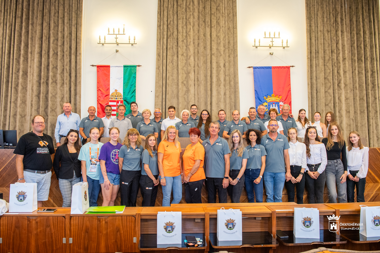 Az Atlétikai Világbajnokság székesfehérvári résztvevőit köszöntötték a Városházán
