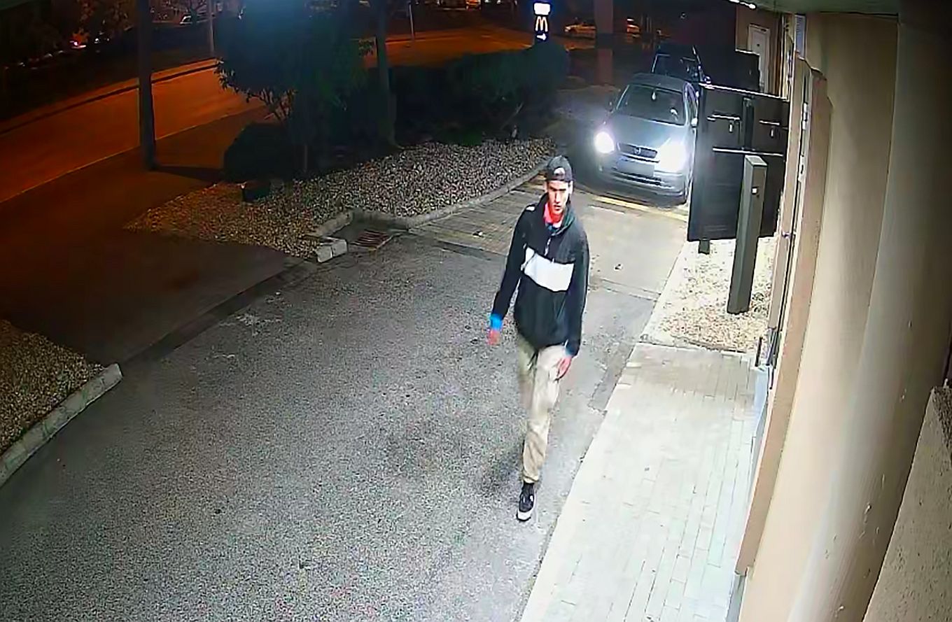 Több százezer forintot lopott egy pékségből - keresik a fehérvári rendőrök