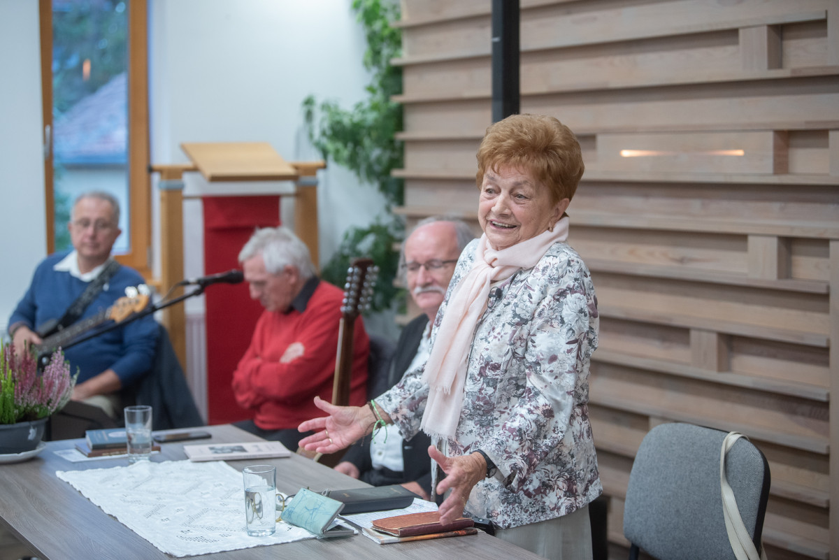 Vers és Élet – Szabóné Miklós Eszter volt a Civil Esték következő vendége