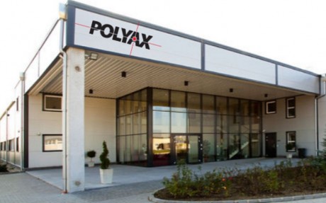 Új kemence, napelemek és gépek - kapacitásbővítő fejlesztés a fehérvári Polyax Kft.-nél