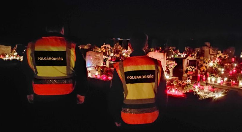 Polgárőrök is segítik a biztonságos emlékezést a fehérvári temetőkben
