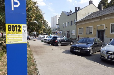 Ingyenes lesz a parkolás november 1-jén Fehérváron