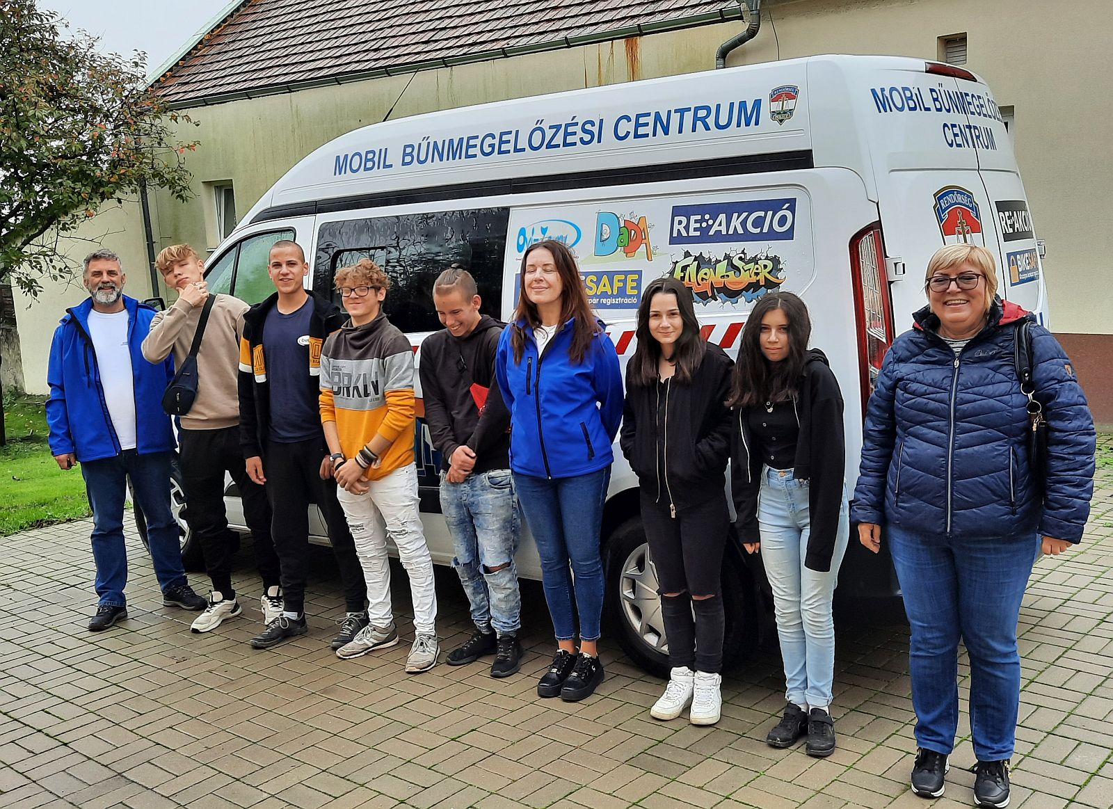 Áldozattá válást megelőző táborban voltak a Lurkók az őszi szünetben
