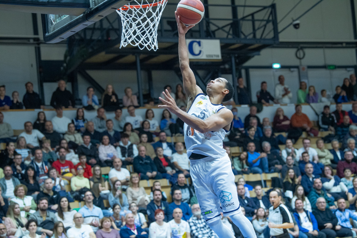 Pakson folytatná a győzelmi sorozatát az Arconic Alba Fehérvár