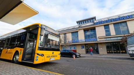 Új menetrend december 10-től a Volánbusznál - Székesfehérvárt is érinti a változás