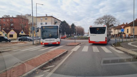 Így közlekednek a buszok és a vonatok az ünnepek alatt