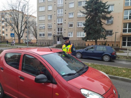 Ellenőrzés a közlekedésbiztonságért - 11 ittas sofőrt szűrtek ki a forgalomból