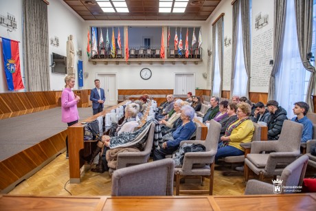 ...hogy az ünnep még szebb lehetett – köszönet a Fehérvári Advent önkénteseinek