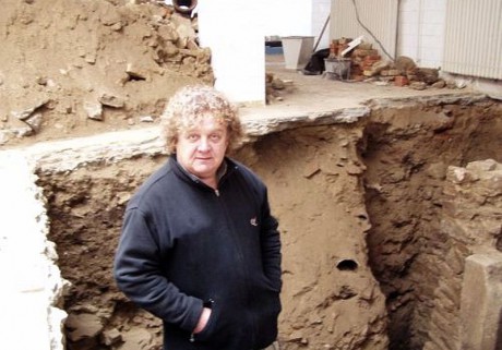 Szent ügye volt Székesfehérvár - ma lenne 76 éves Siklósi Gyula régészprofesszor