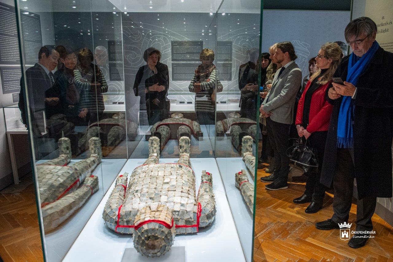 A halhatatlanok birodalma - megnyílt az ókori Kína kincseit bemutató kiállítás