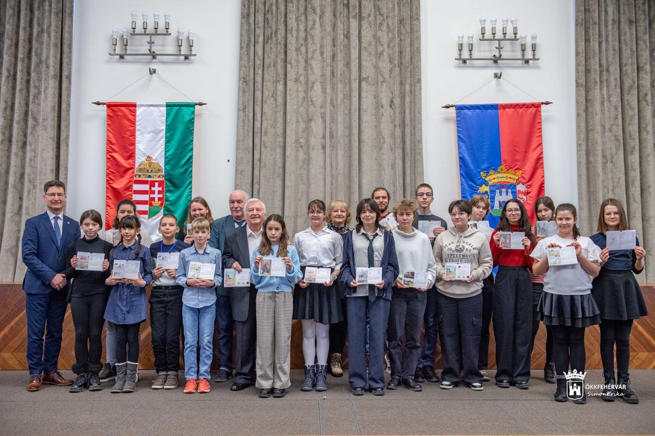 „Székesfehérvár, a hagyományőrző város” - gyermekrajzok és versek a naptáron