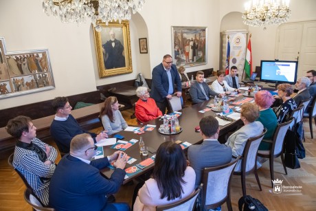 Megalakult az Idősödésügyi Tanácsadó Testület Székesfehérváron