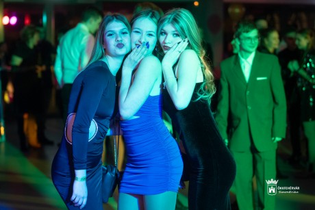 Több százan báloztak – idén újra megrendezték a Városi Diákbált