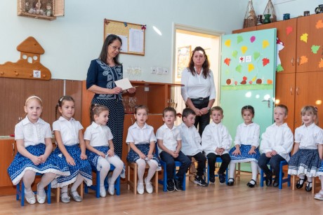 Jelentős béremelés az óvodai és bölcsődei pedagógusoknak – a cafetéria-juttatást is nő Fehérváron