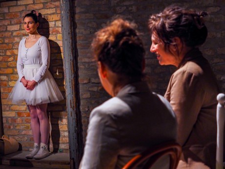 Tulipán, avagy kísérlet egy esküvőre, amit ki tudja, ki akar egyáltalán