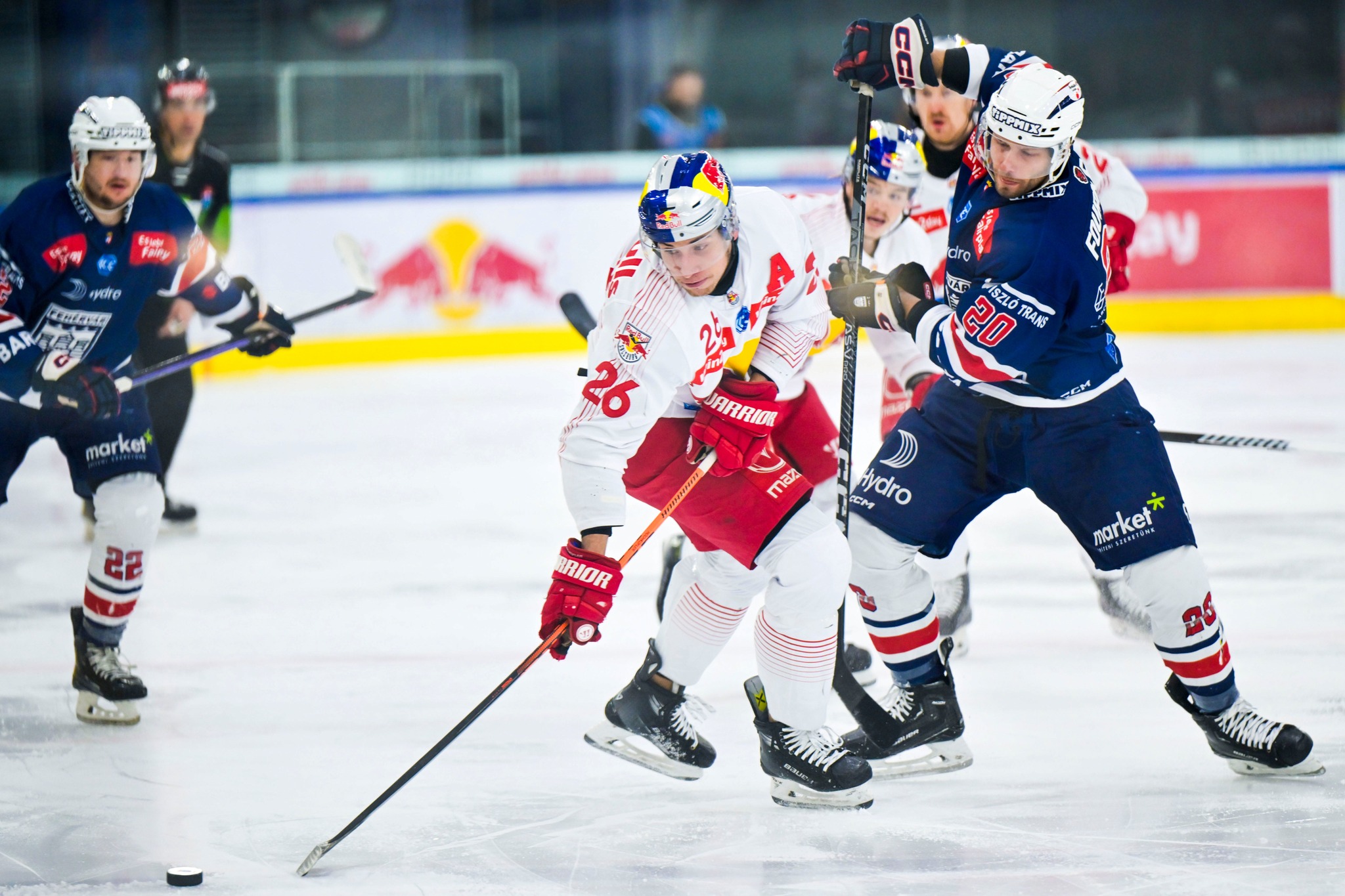 Osztrák jégkorongliga - Salzburgban nyert rangadót a Fehérvár