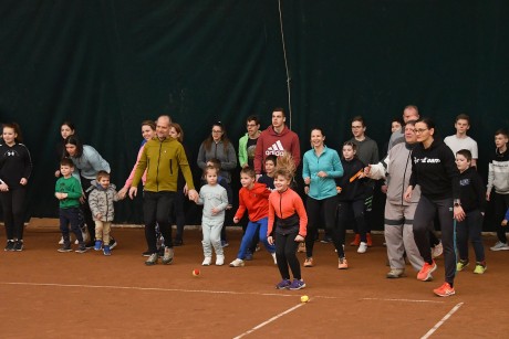 Nálad a szerva, Nagyi! – családi tenisznap az idén 30 éves Alba Bianca Tennis Clubbal