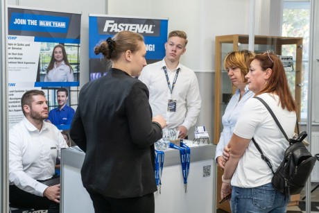 II. ÓE Fehérvári Állásbörze - Hétfőig várják a kiállítók jelentkezését