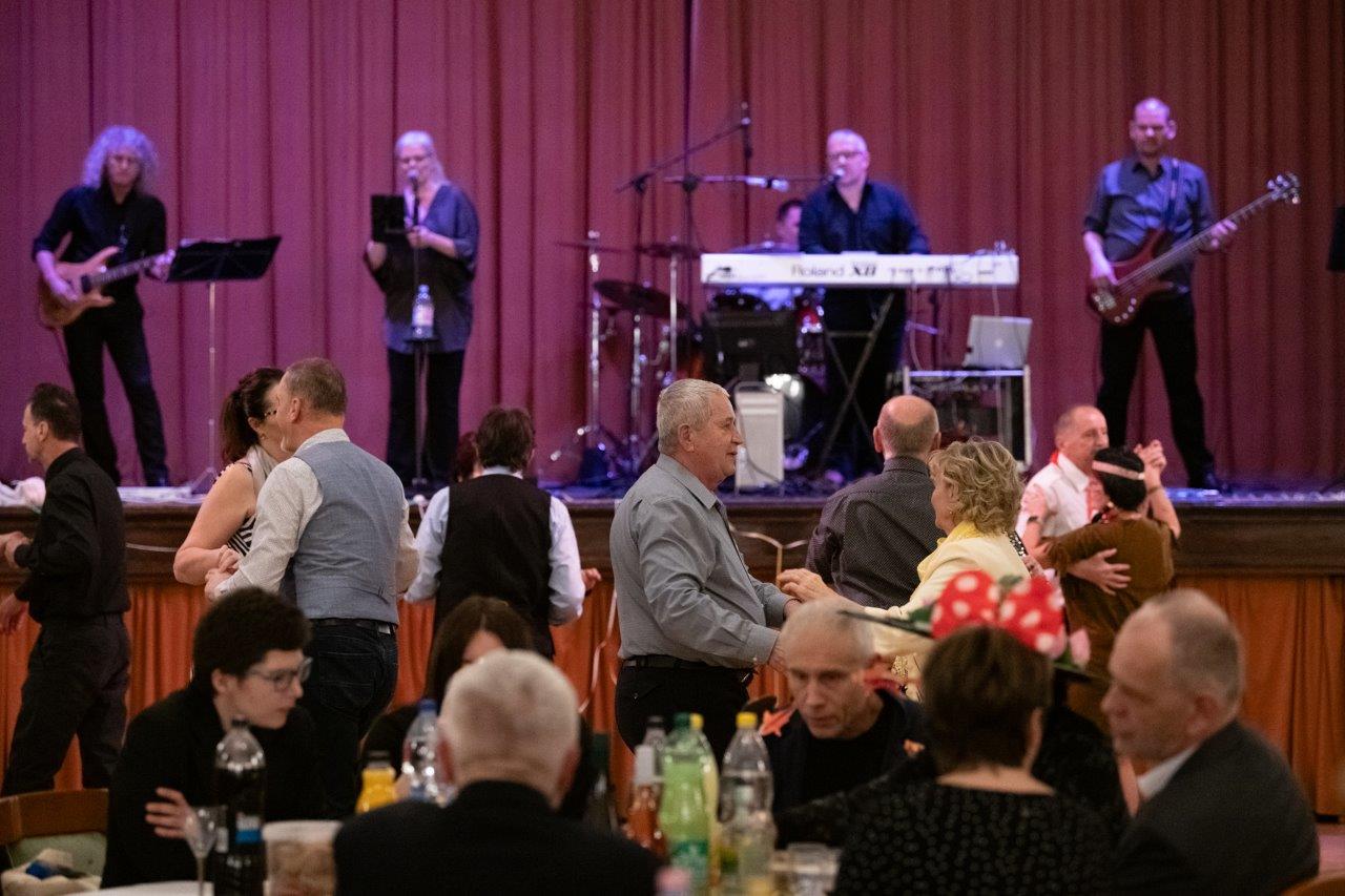 Jótékonysági bált rendeztek a Viktória Rehabilitációs Központ javára