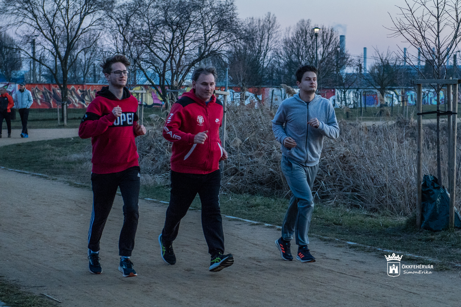 Több évtizedes szakmai tapasztalattal vár mindenkit a Székesfehérvári Futók Köre