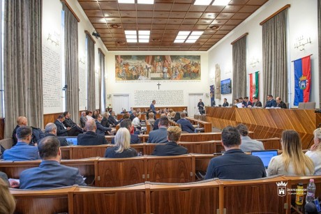 Közgyűlés – elfogadták Székesfehérvár 2024-es büdzséjét