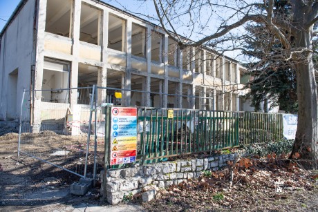 Iskolafelújítások Székesfehérváron – a Tóparti tavaszra elkészül, az egykori Ybl is megújul