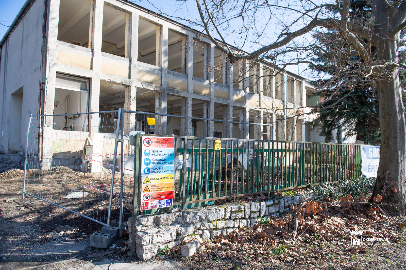 Iskolafelújítások Székesfehérváron – a Tóparti tavaszra elkészül, az egykori Ybl is megújul