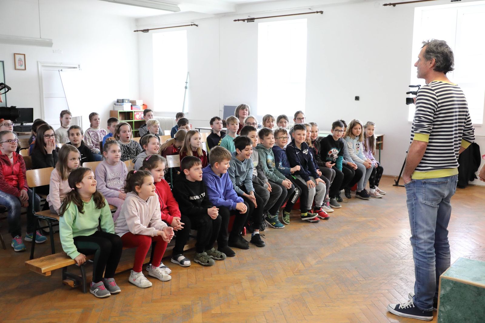 Interaktívan Weöres Sándorról – tantermi előadásban mutatják be a költő életét