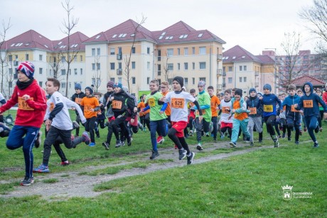 Idén is megrendezték a Mezei Futás Diákolimpia városi döntőjét a Palotavárosban