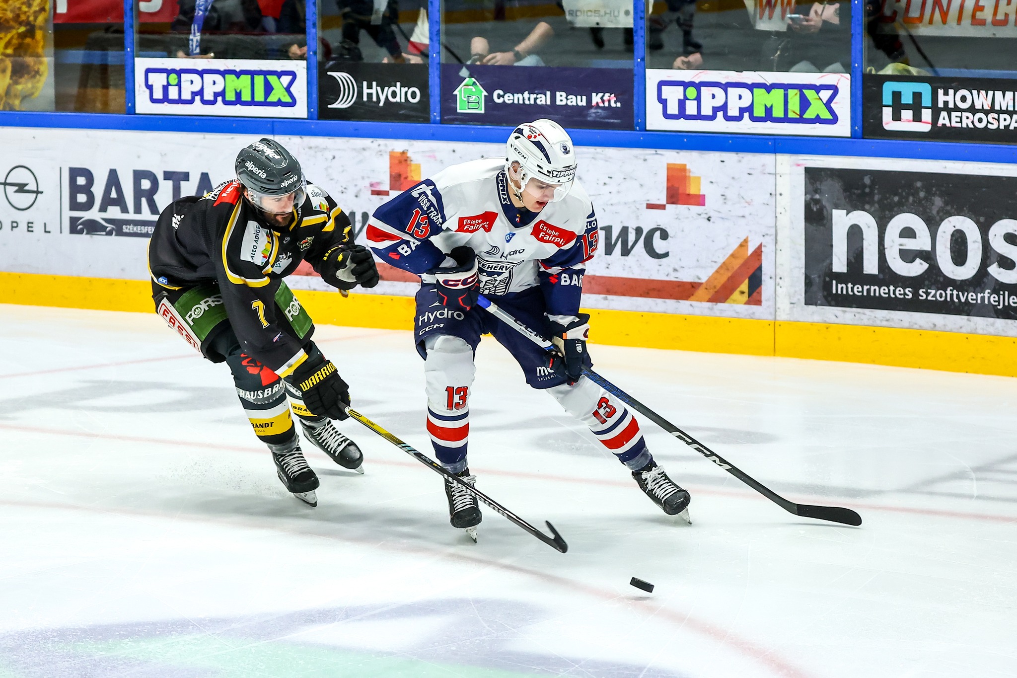 Elúszott az elődöntő - sorsdöntő csatát veszített a Fehérvár AV19