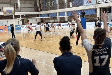 Női röplabda Extraliga - egy győzelemre a döntőtől a címvédő