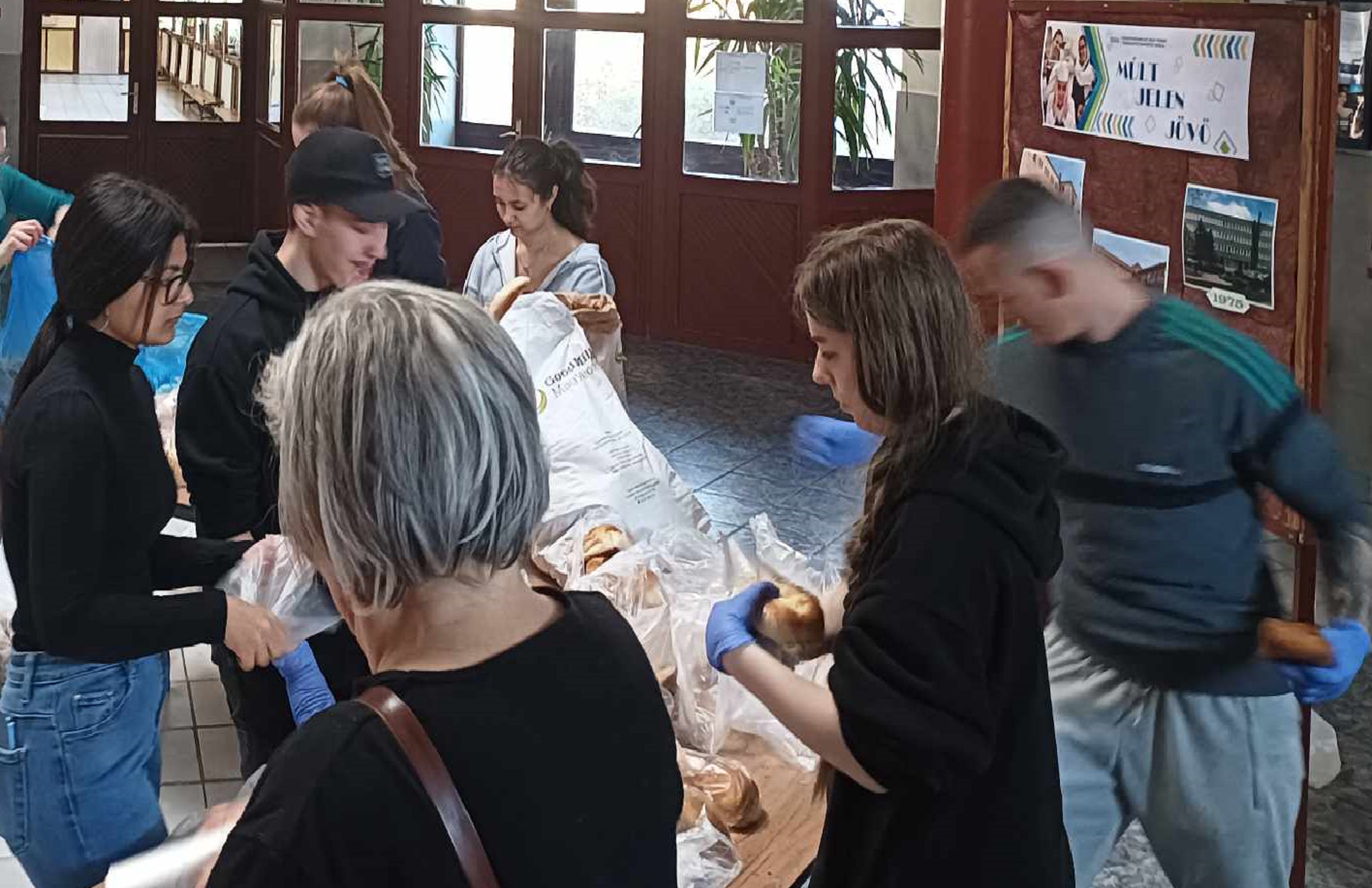 Édes meglepetés is kerülhet a meleg étel mellé - felajánlásokat várnak