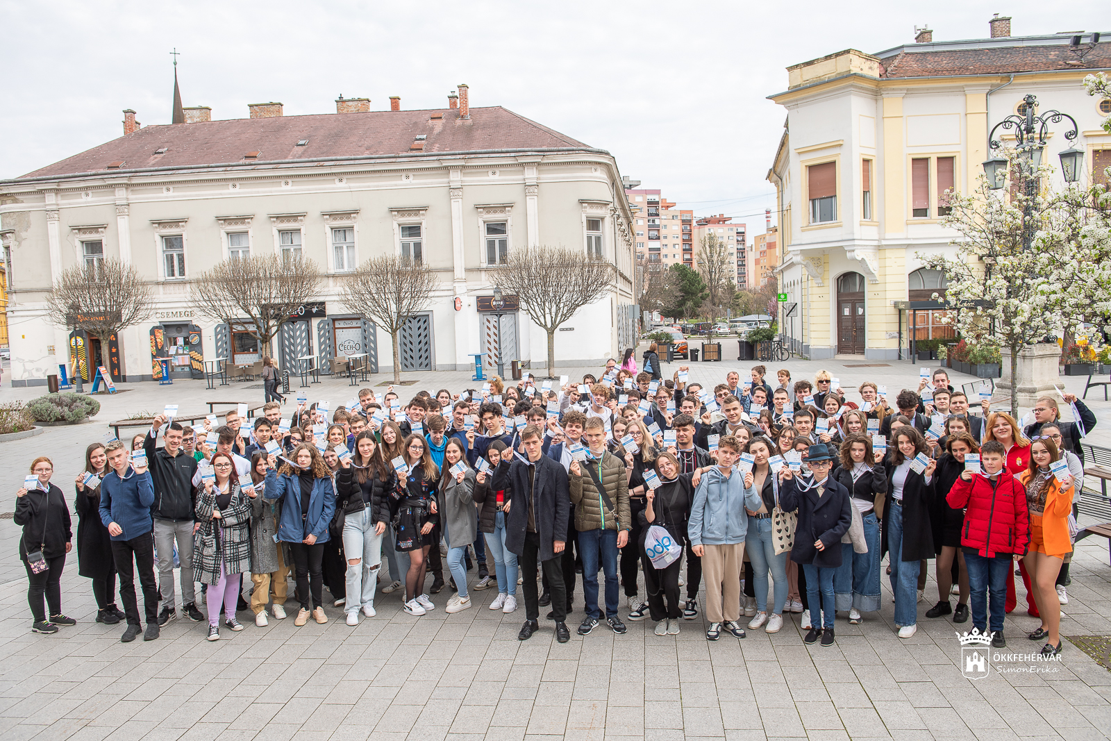 Szekcióülésekkel és városnézéssel folytatódott szombaton az Országos Diákparlament