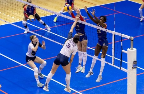 Bronzéremért küzdhet a MÁV Előre Foxconn női csapata