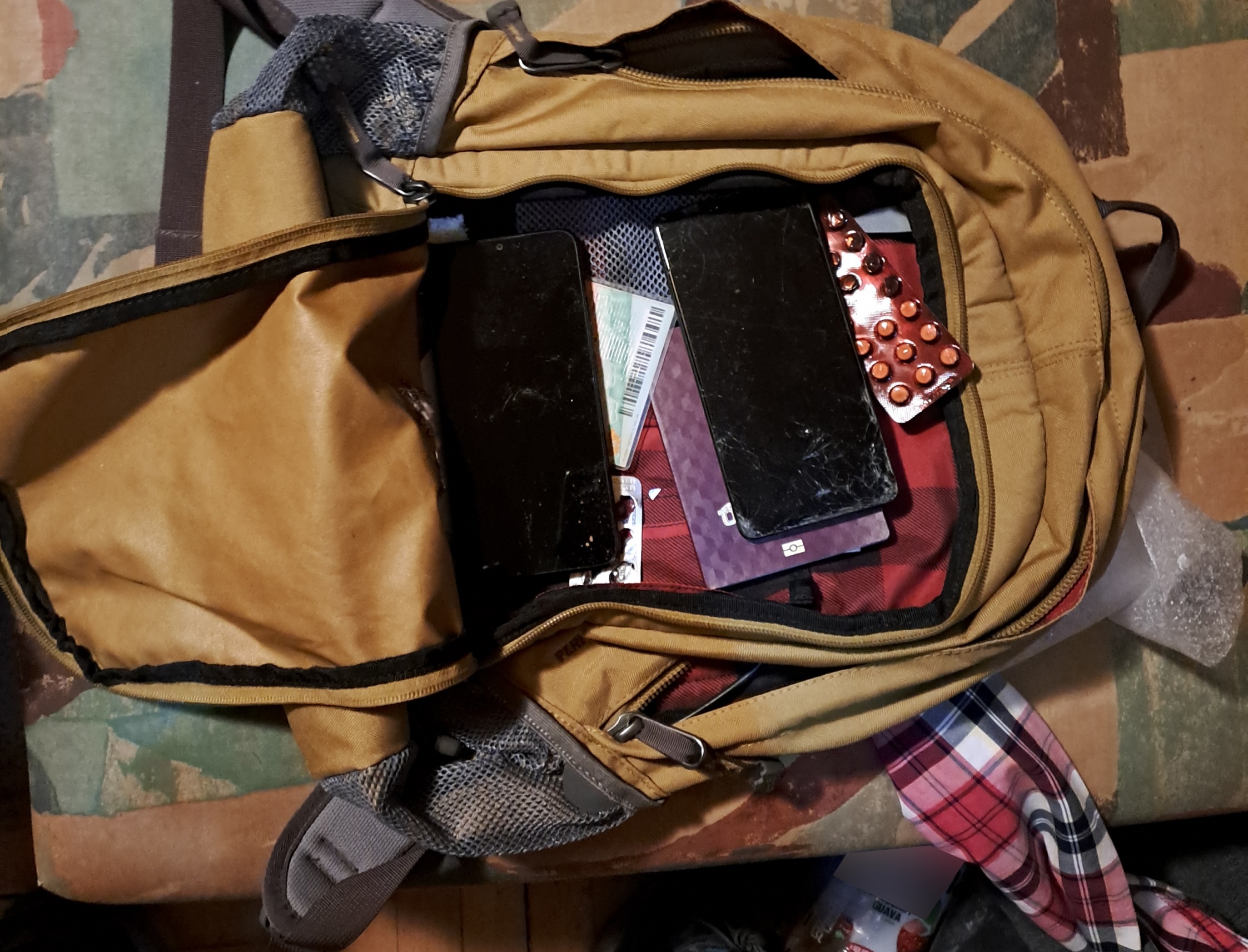 Bűnös pénzek nyomában - rendőrkézen a csapat, akik nagyjából négyezer áldozatot vertek át