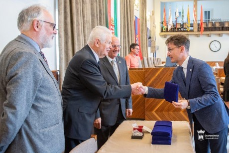 A Rákóczi-emlékmű támogatóit köszöntötték a Városházán