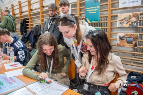 Szakmák Utcája – pályaorientációs napot rendezett a Székesfehérvári Szakképzési Centrum