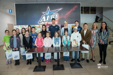 Tizenegyedik alkalommal díjazták a sportrajongó gyerekek rajzait