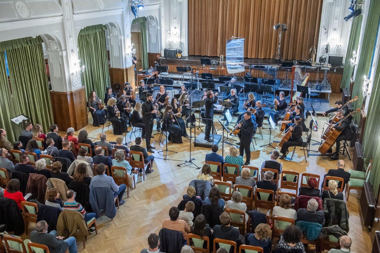 Francia impressziók – Eötvös Péter emlékhangverseny az Alba Regia Szimfonikus Zenekartól