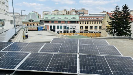 Zöld energia és kedvező parkolási díjak a Belváros Parkolóházban
