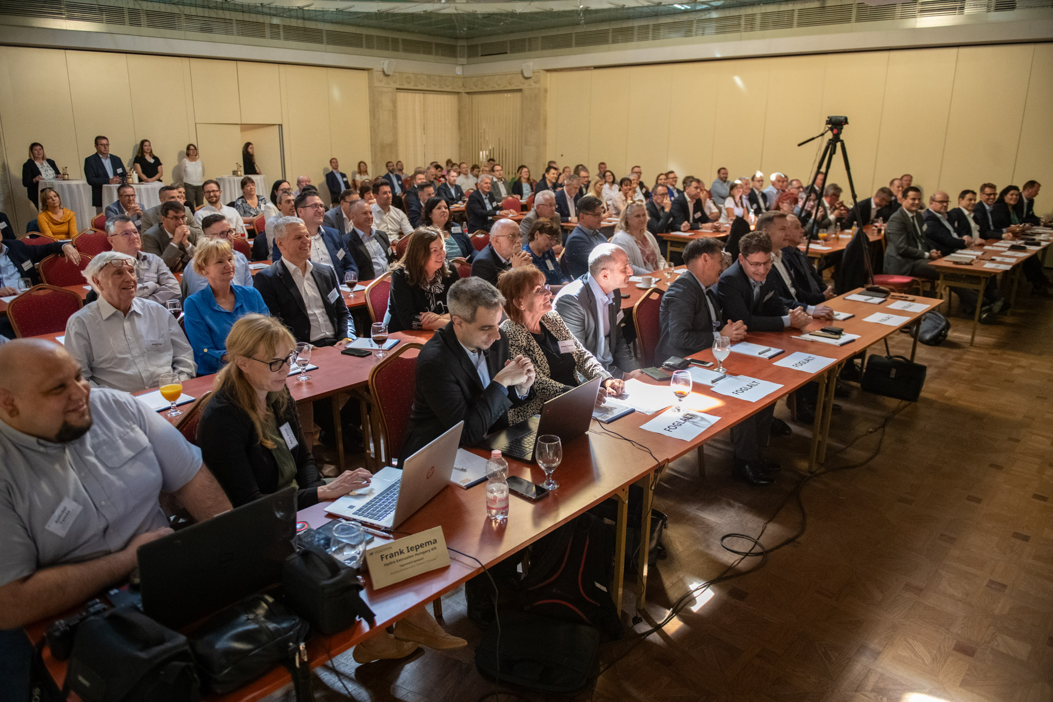 5 év múlva a világ…? – idén is megszervezte üzleti fórumát a VIDEOTON