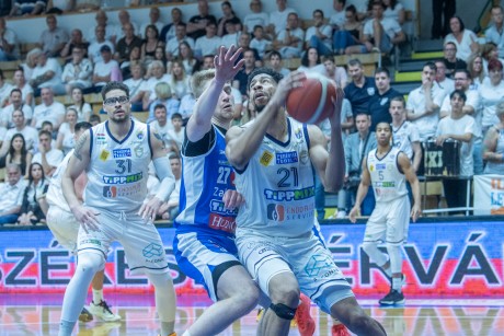 A dobogóért játszanak - az Alba pénteken a Vidi szombaton lép pályára