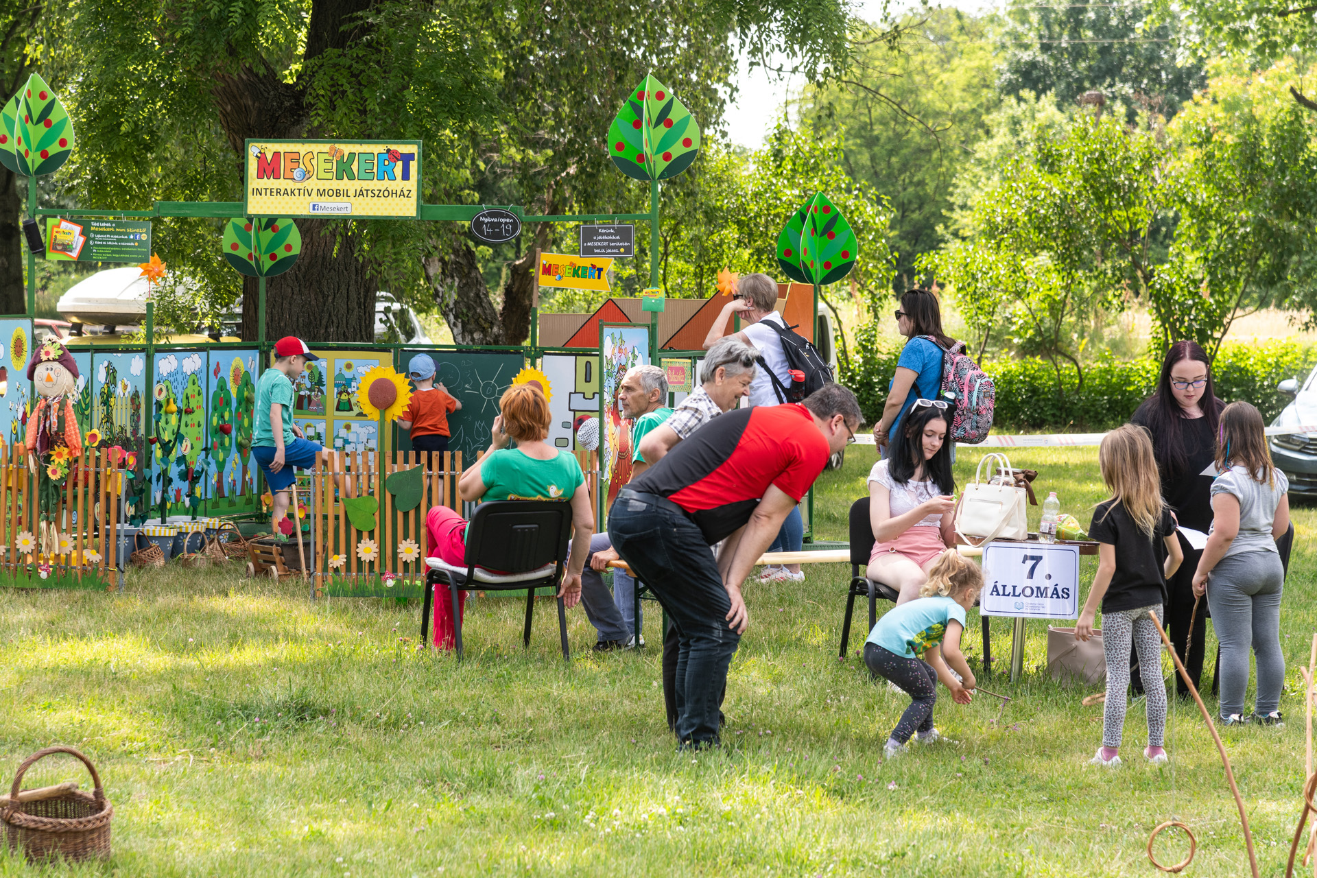 VIII. Maroshegyi Családi Mesenap és városrészi piknik az M. Tóth István téren