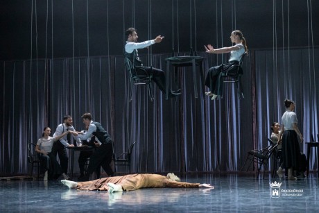 Kövek táncszínházi premier és közös emlékezés a holokauszt évfordulóján