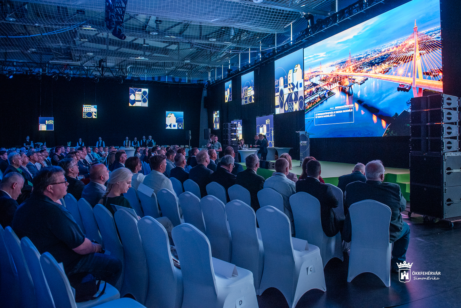 A LED-csereprogram legjobbjai között - zöld bajnok Székesfehérvár!