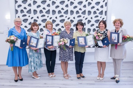 Székesfehérvár pedagógusait köszöntötték pénteken délután