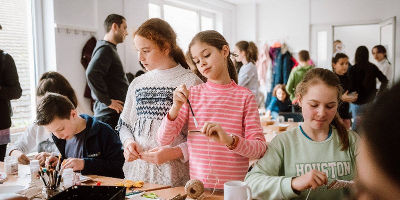 Június végéig jelentkezhetnek a felsősök az MCC Fiatal Tehetség Programjára