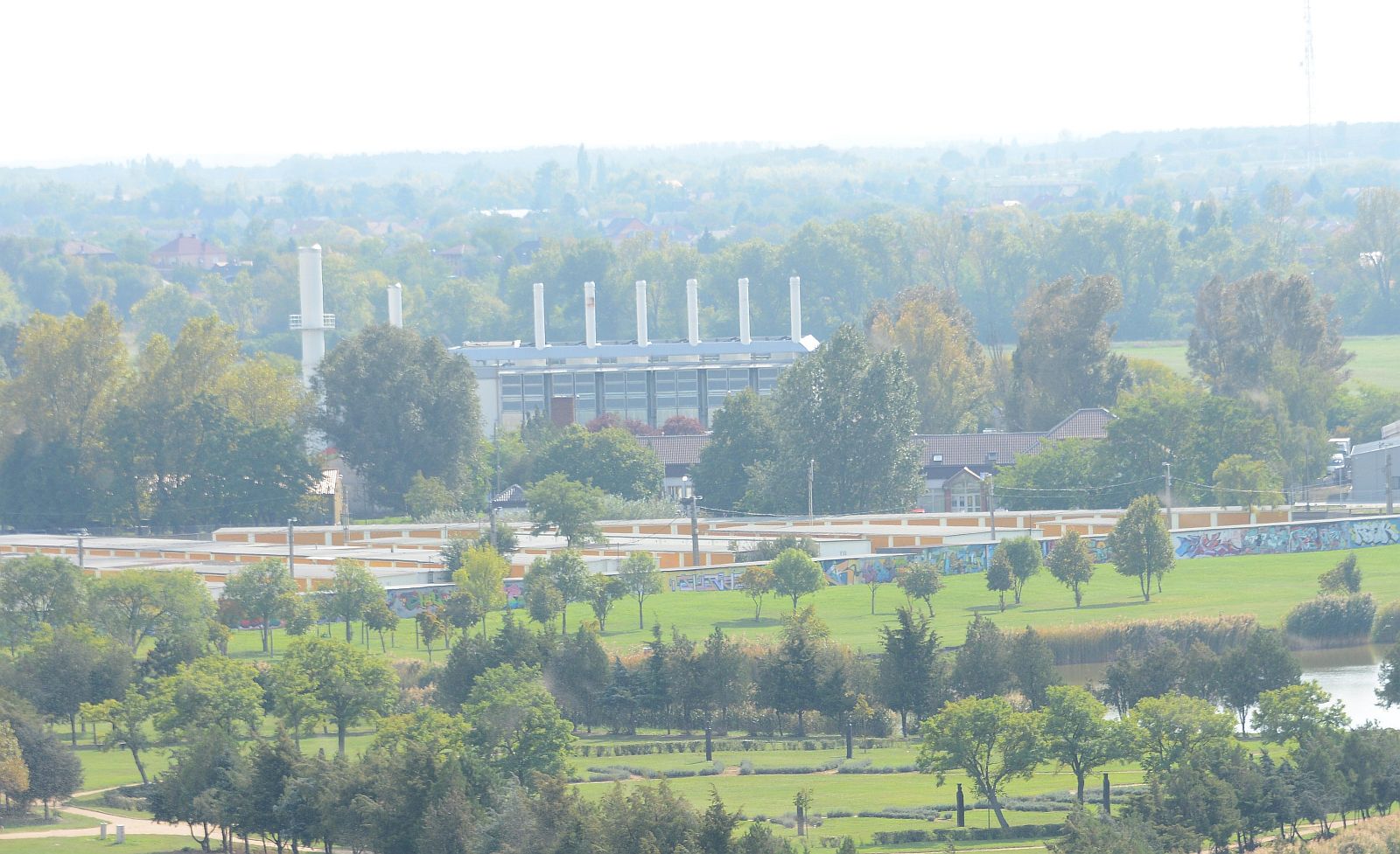 Eloltották - tűz volt a Bakony utcában kedden délután
