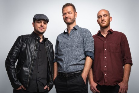 Az Antal Gábor Trió koncertjével várják pénteken a jazz rajongóit